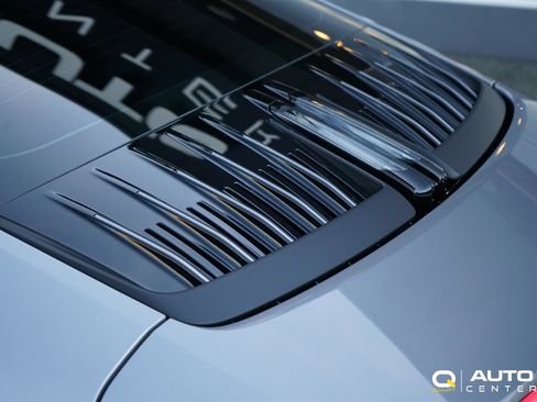 Used 2025 Porsche 911 Carrera 4 GTS image 9