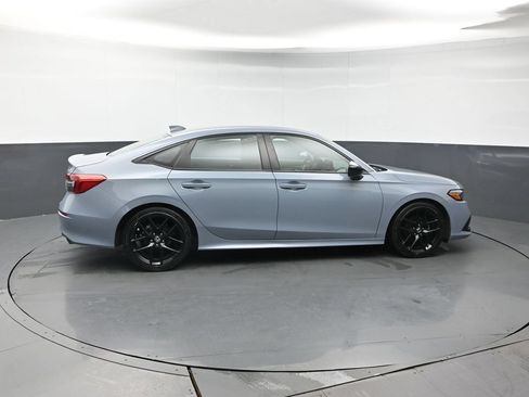 Used 2023 Honda Civic Sport image 7