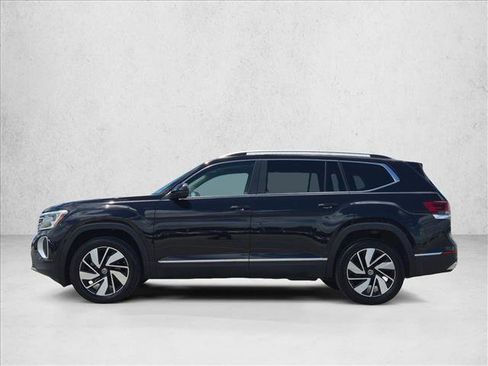 Used 2024 Volkswagen Atlas SEL AWD/4WD image 9