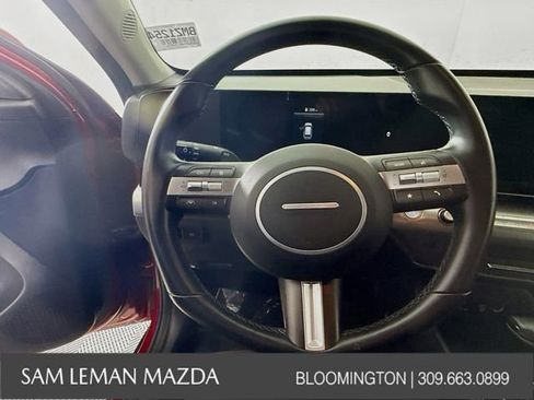 Used 2024 Hyundai Kona SEL image 11