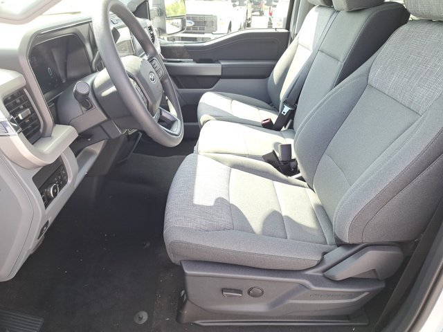 New 2026 Ford F350 XLT w/ XLT Premium Package AWD/4WD image 13