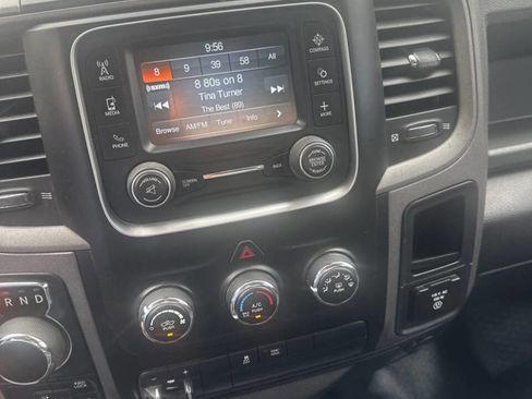 Used 2019 RAM 1500 Tradesman w/ Chrome Appearance Group image 12