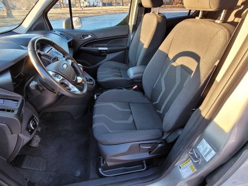 Used 2016 Ford Transit Connect XLT image 11