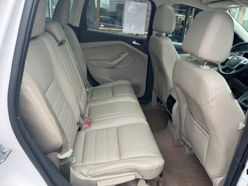 Used 2015 Ford Escape Titanium AWD/4WD image 36