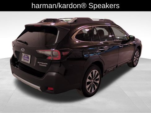 Used 2023 Subaru Outback Touring image 5