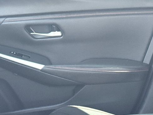 Certified 2024 Nissan Sentra SR FWD image 20