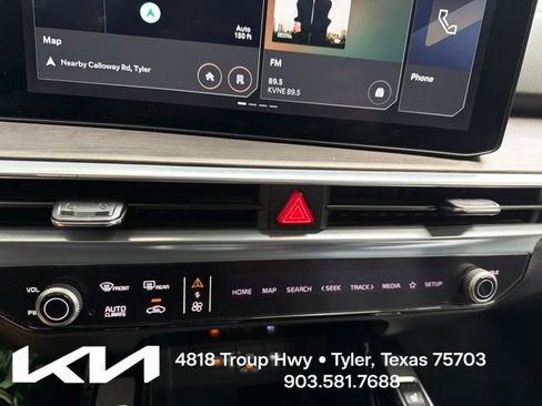 Certified 2025 Kia Sorento SX AWD/4WD image 20