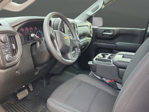 Used 2024 Chevrolet Silverado 1500 Custom w/ Turbomax Blackout Package AWD/4WD image 9