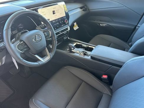 New 2026 Lexus RX 350 w/ Convenience Package AWD/4WD image 8