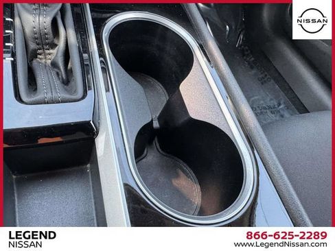 Used 2024 Nissan Altima 2.5 SV FWD image 30