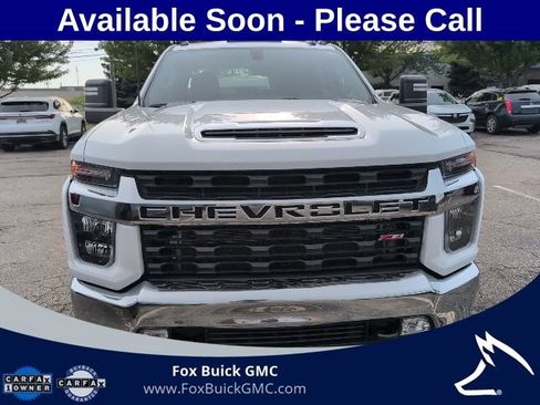 Used 2022 Chevrolet Silverado 2500 LT w/ Convenience Package AWD/4WD image 2