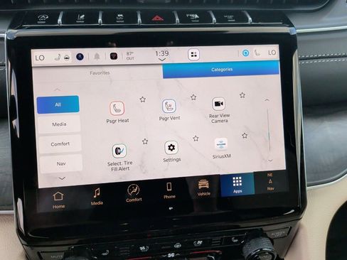 New 2025 Jeep Grand Cherokee L Limited image 34