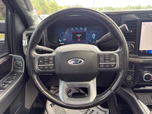 Certified 2024 Ford F250 Lariat w/ Lariat Ultimate Package AWD/4WD image 22