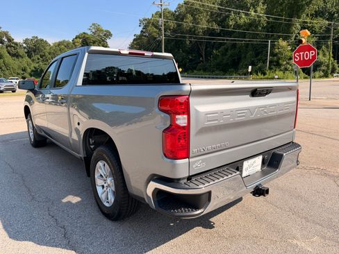 Used 2025 Chevrolet Silverado 1500 LT RWD image 4