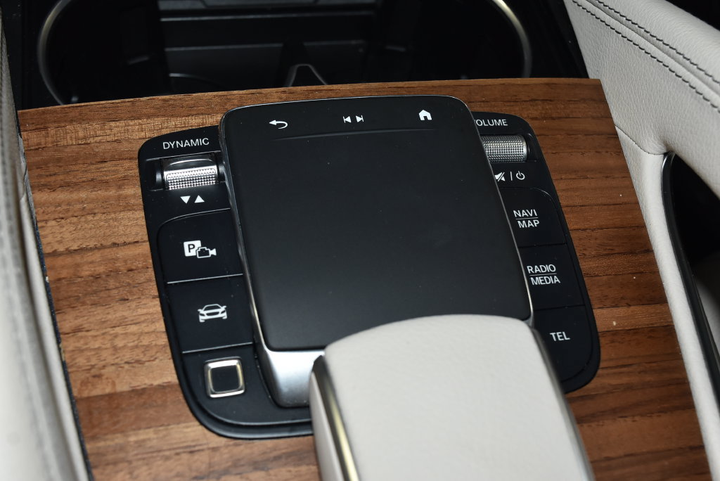 Certified 2025 Mercedes-Benz GLE 450 4MATIC image 16