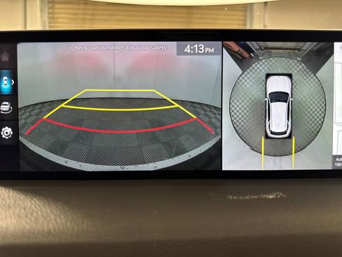 Certified 2022 Genesis GV70 2.5T w/ Advanced Package AWD/4WD image 19
