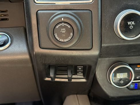 Used 2020 Ford Expedition Limited w/ Special Edition Package RWD image 23