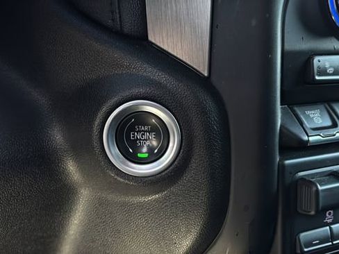 Used 2022 GMC Sierra 3500 Denali w/ Denali Ultimate Package image 29