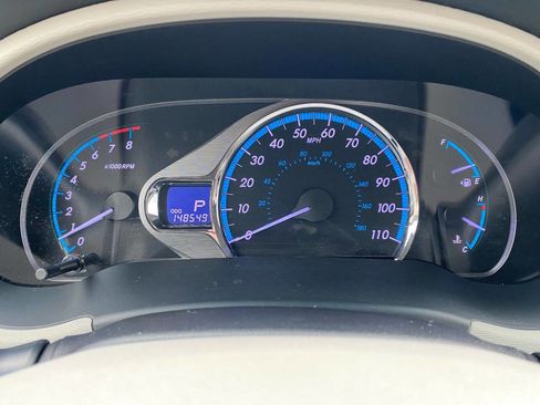 Used 2012 Toyota Sienna Limited w/ Premium Pkg image 14