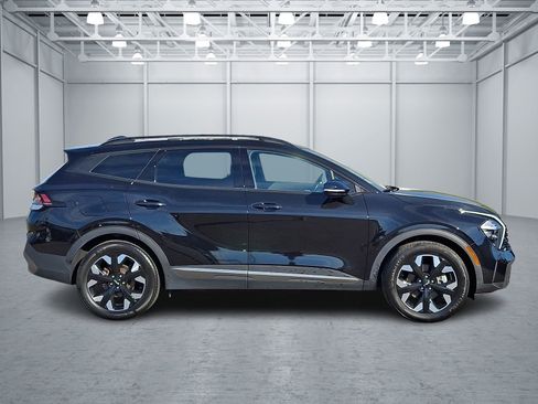 Used 2023 Kia Sportage X-Line AWD/4WD image 7
