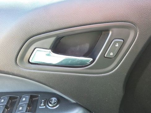 Used 2018 Chevrolet Colorado Z71 image 19