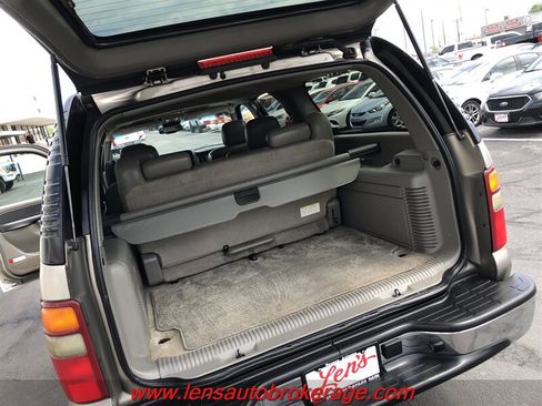 Used 2003 GMC Yukon XL SLT w/ 1SD Preferred Equipment Group AWD/4WD image 23