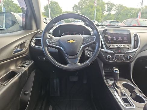 Used 2019 Chevrolet Equinox LT w/ Sun & Navigation Package FWD image 14