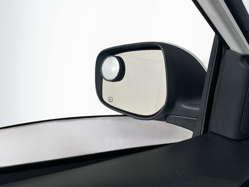 Used 2011 Toyota Corolla LE image 16