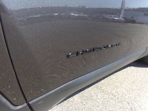 Used 2017 Jeep Cherokee High Altitude image 13