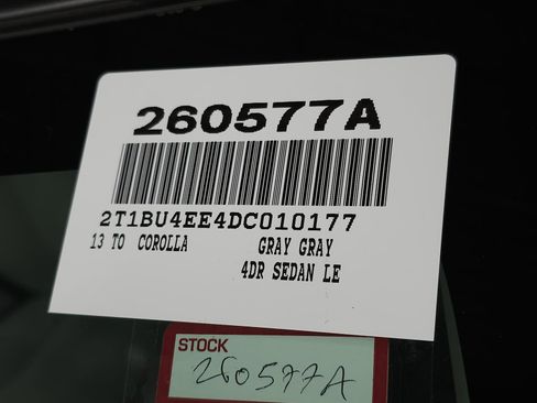 Used 2013 Toyota Corolla LE FWD image 24