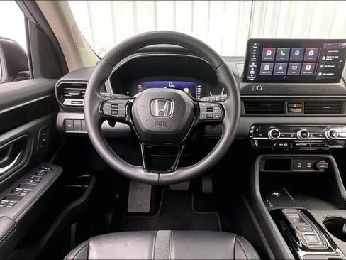 Certified 2026 Honda Passport RTL image 5