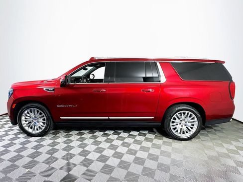 Used 2023 GMC Yukon XL Denali w/ Denali Reserve Package AWD/4WD image 4