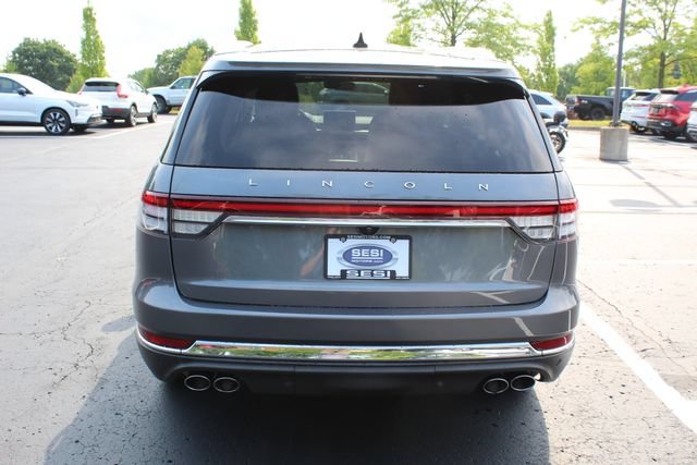 Used 2022 Lincoln Aviator Reserve w/ Equipment Group 201A AWD/4WD image 4
