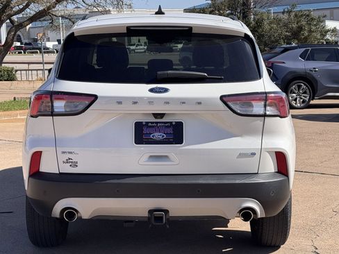 Used 2020 Ford Escape SEL image 5