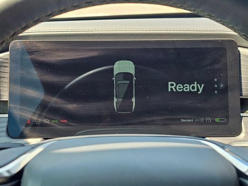 Used 2025 Rivian R1S Adventure AWD/4WD image 27
