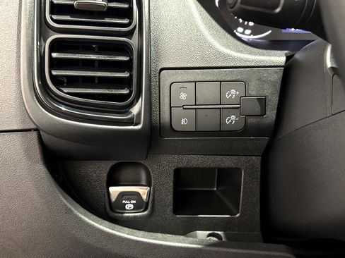 Used 2023 RAM ProMaster 3500 w/ Safety Group image 23