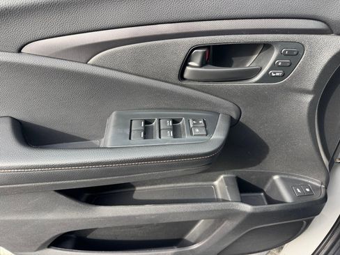 Used 2022 Honda Pilot TrailSport image 13