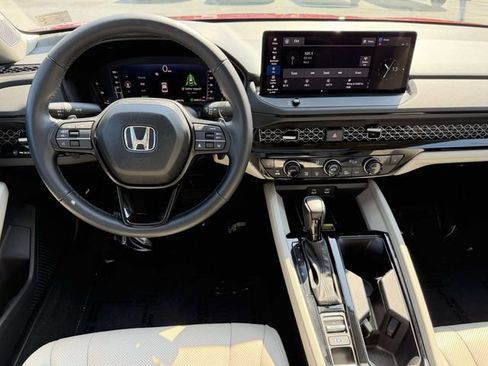 Certified 2025 Honda Accord EX-L image 11