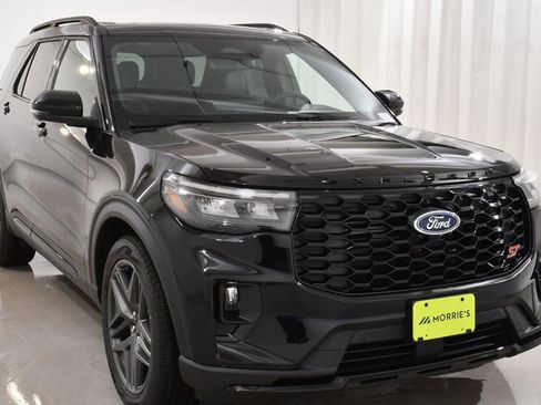 New 2026 Ford Explorer ST image 4