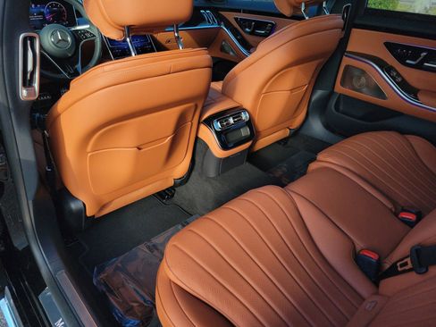 New 2026 Mercedes-Benz S 500 4MATIC image 16