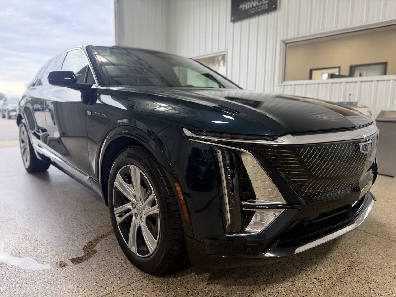 Used 2024 Cadillac Lyriq Tech w/ LPO, Floor Liner Package AWD/4WD image 3