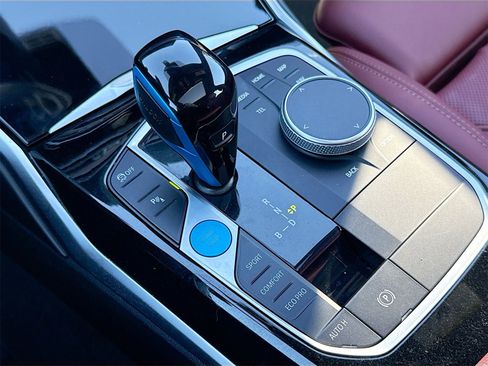 Certified 2023 BMW i4 eDrive35 image 17