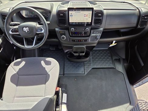 Used 2024 RAM ProMaster 3500 w/ Delivery Van Package FWD image 19