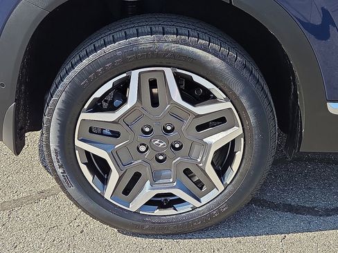 Used 2023 Hyundai Santa Fe Limited image 7