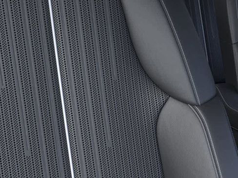New 2026 Cadillac Vistiq Luxury w/ LPO, Floor Liner Package AWD/4WD image 21