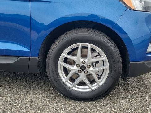 Used 2024 Ford Edge SEL image 6