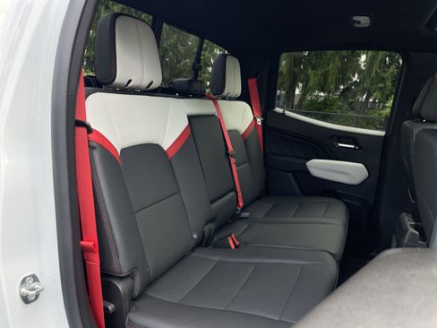 New 2025 GMC Canyon AT4 w/ AT4X Package image 63