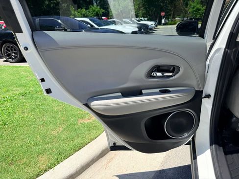 Used 2016 Honda HR-V EX-L image 29
