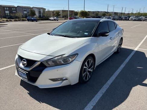 Used 2017 Nissan Maxima Platinum image 1