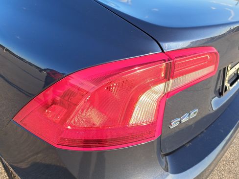 Used 2013 Volvo S60 T5 image 31